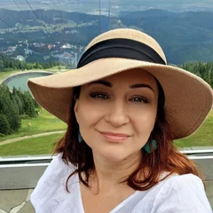 Monica din București — partener Forever care folosește Aloe First de 14 ani